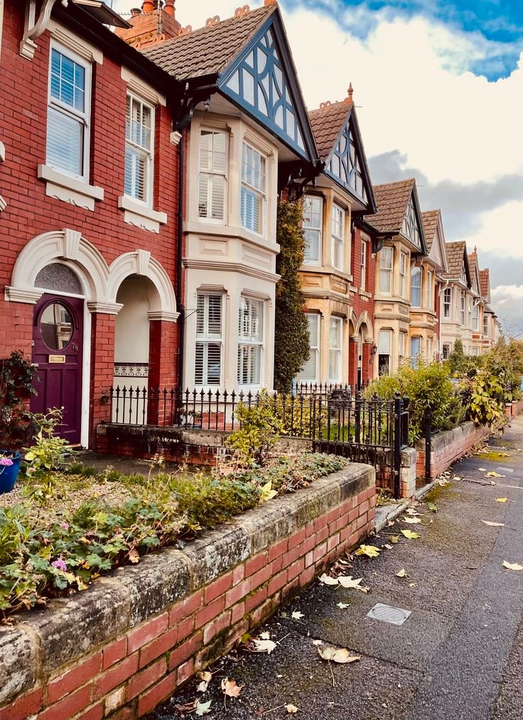 Sell your house quickly in Blackburn with property valuation